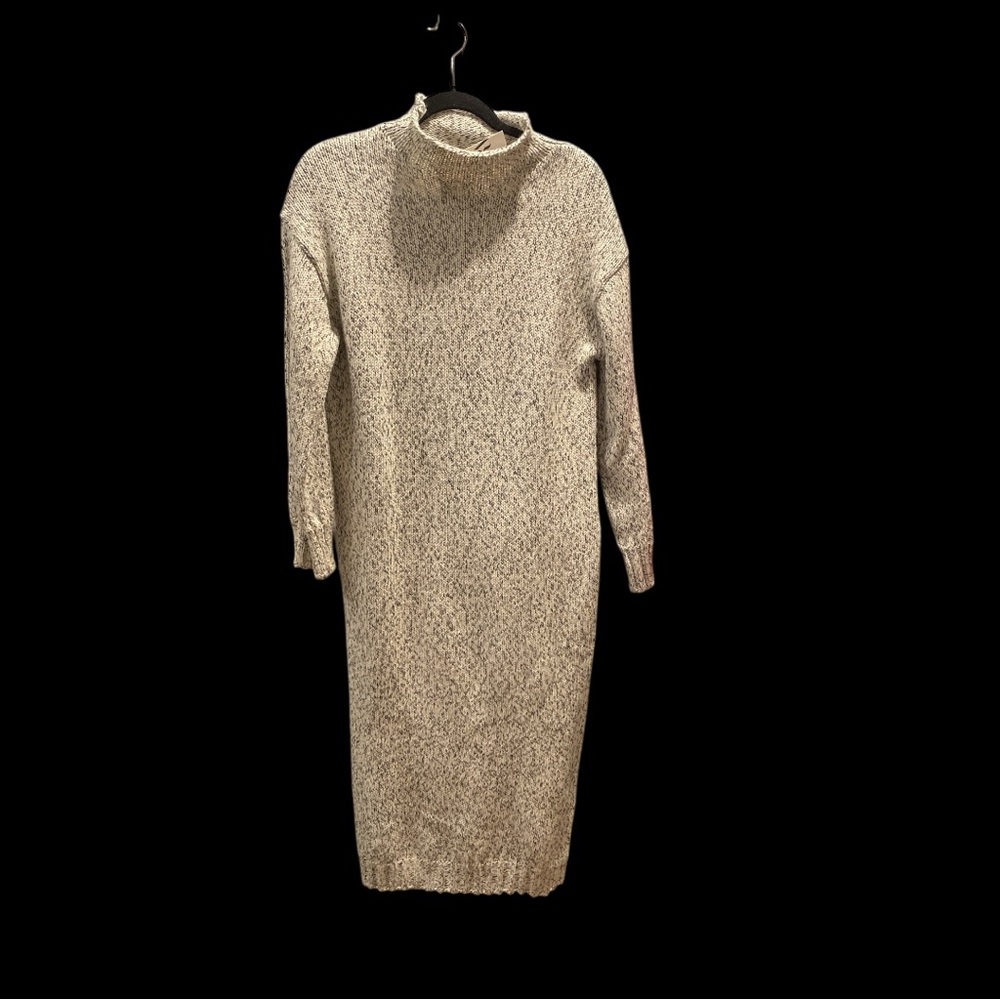 Zara Long Black & White Mock neck Sweater Dress Size Medium
